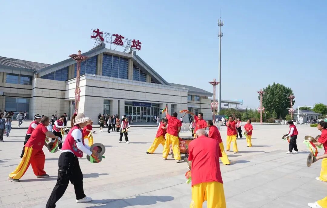 我的铁路风景｜这个五一，共赴一场文旅之约