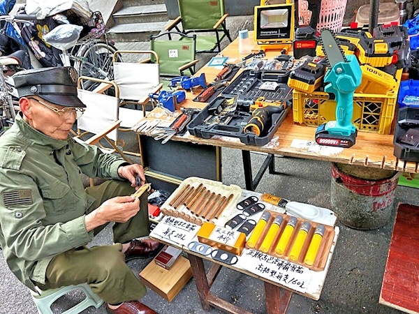武汉市江岸区泰宁街 在旧物间触摸江城烟火温度