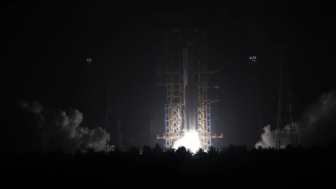我国成功发射通信技术试验卫星二十四号