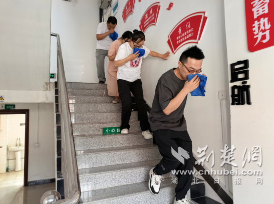  钟祥市烟草专卖局开展防灾减灾演练活动