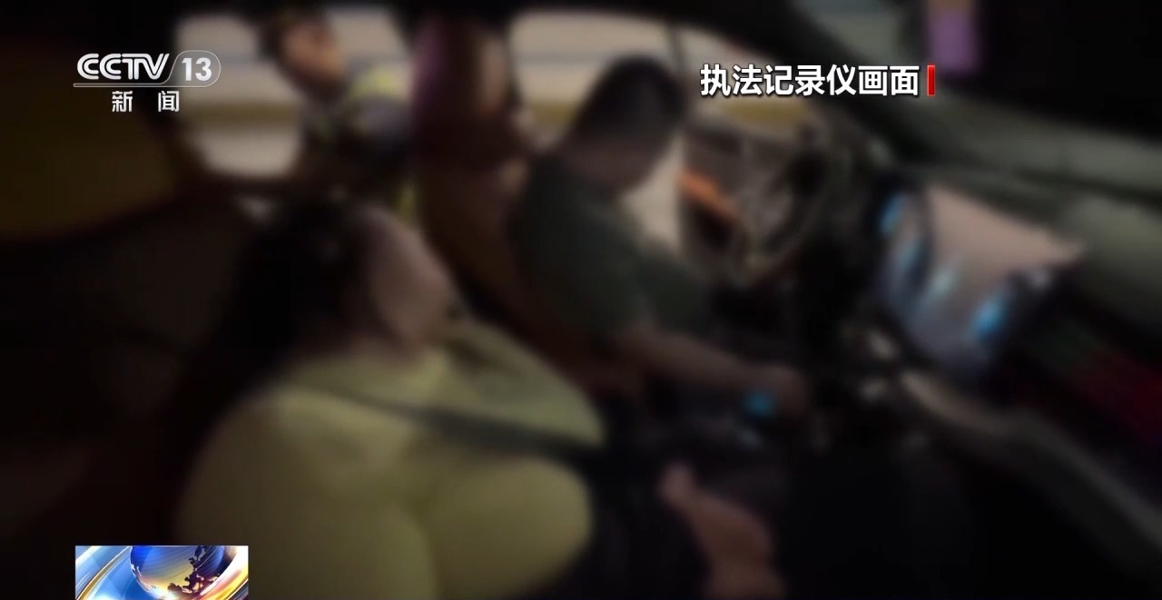 高速隧道内一家三口缺氧昏迷 这份行车安全提示请收好 