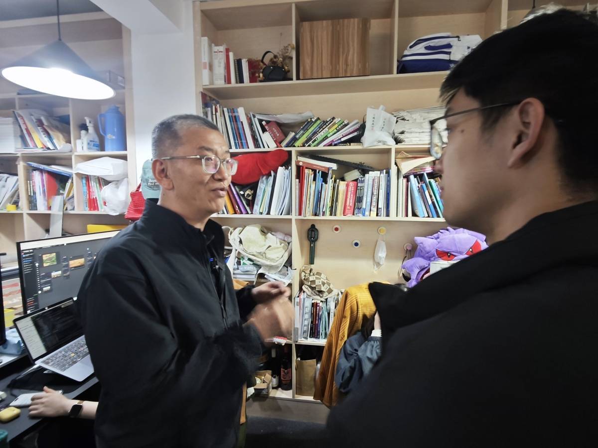 【追风逐浪看湖北】瞄准“抽卡”与“穿帮”行业痛点   华中科大开发多模态AI工具产出《新江汉揽胜图》火遍全球