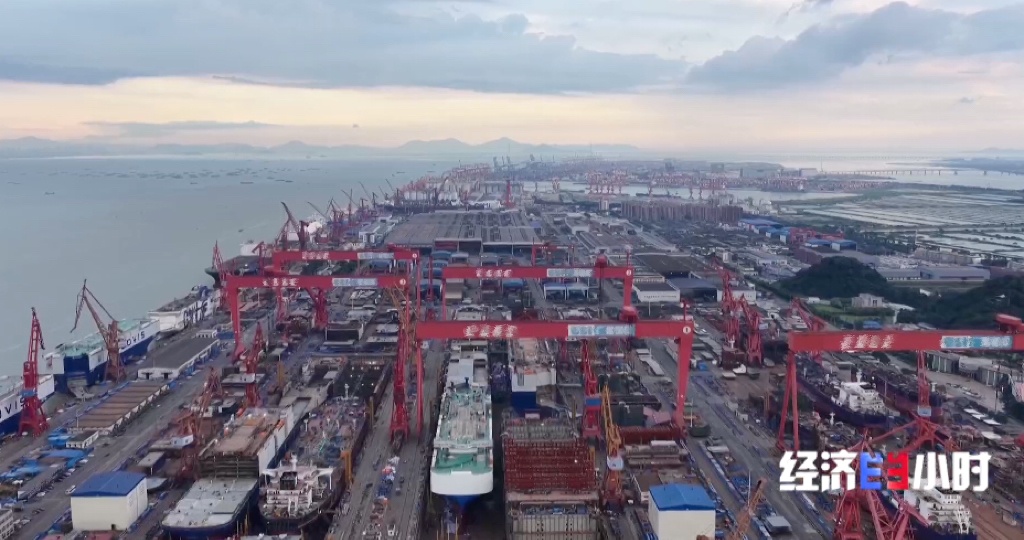  “海上巨无霸”排队出海 我国造船业领跑全球市场