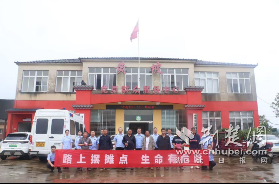  钟祥市开展“路政宣传月”系列活动 普法服务“零距离”