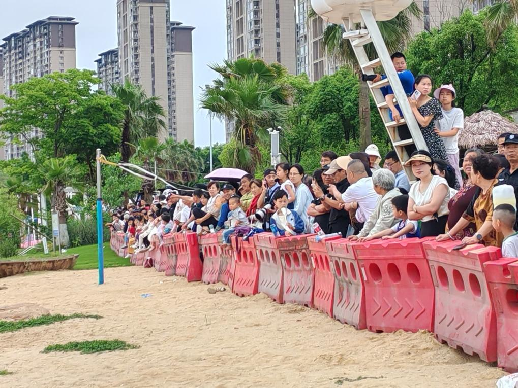 天屿湖上演水上狂飙！省十七运会群众体育类（大众组）龙舟比赛燃情收官(图7)