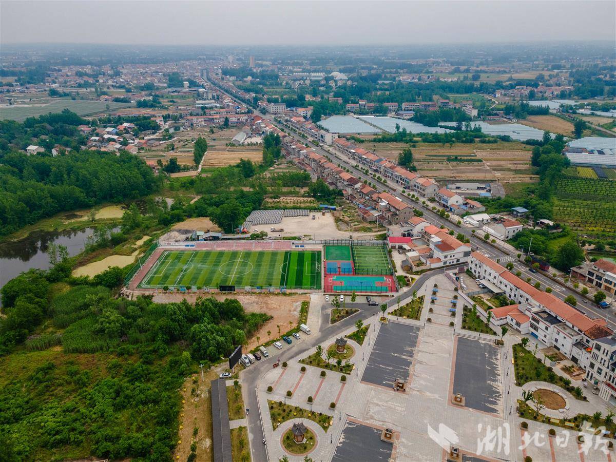 非遗有舞台、健身有场地，新洲这处“废弃隙地”迎来蝶变