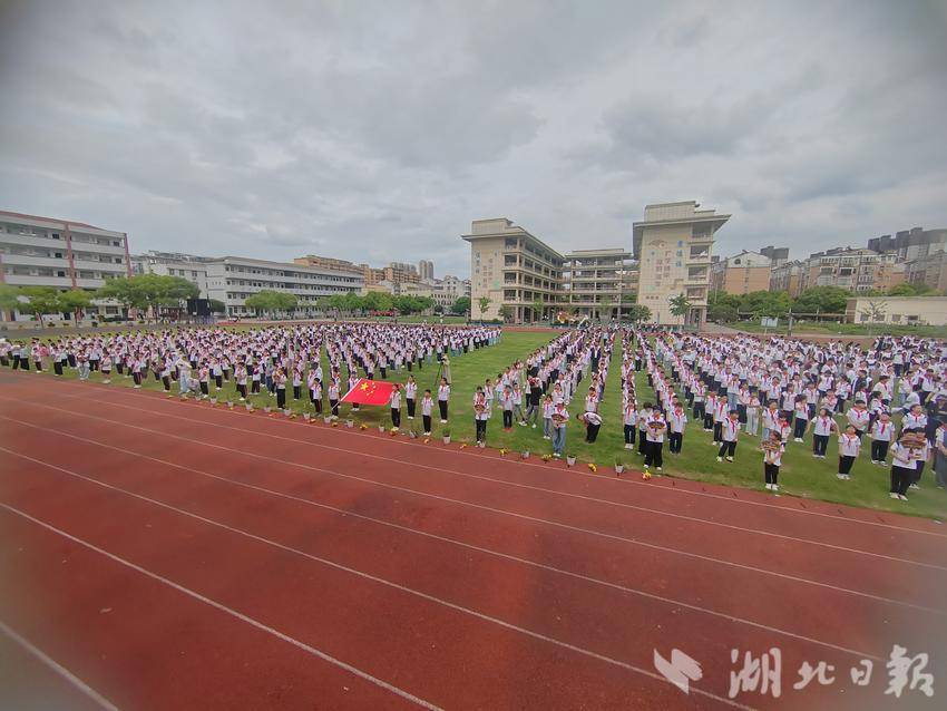 应城市开发区学校“班BA”学生篮球联赛火热开赛