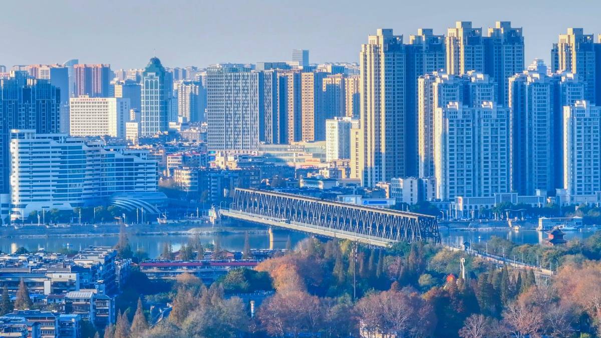  襄阳汉江一桥，5月7日起交通管制85天