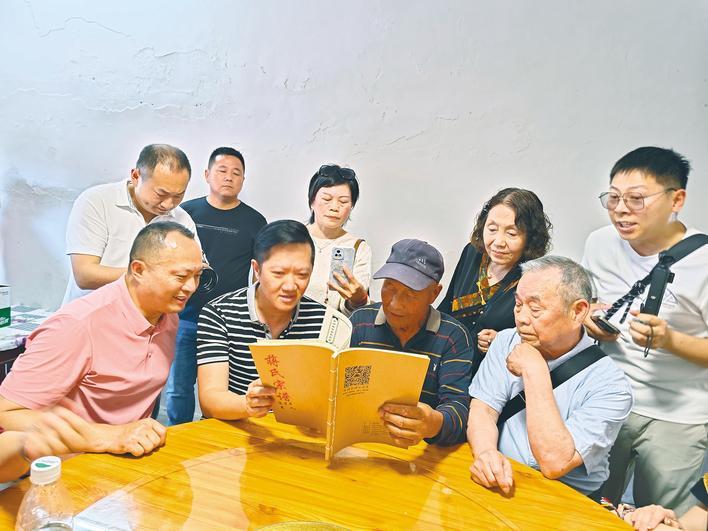 父亲离开大陆78年，台胞蒋彦群跨越海峡替父归乡寻亲 “我终于知道自己从哪里来了”
