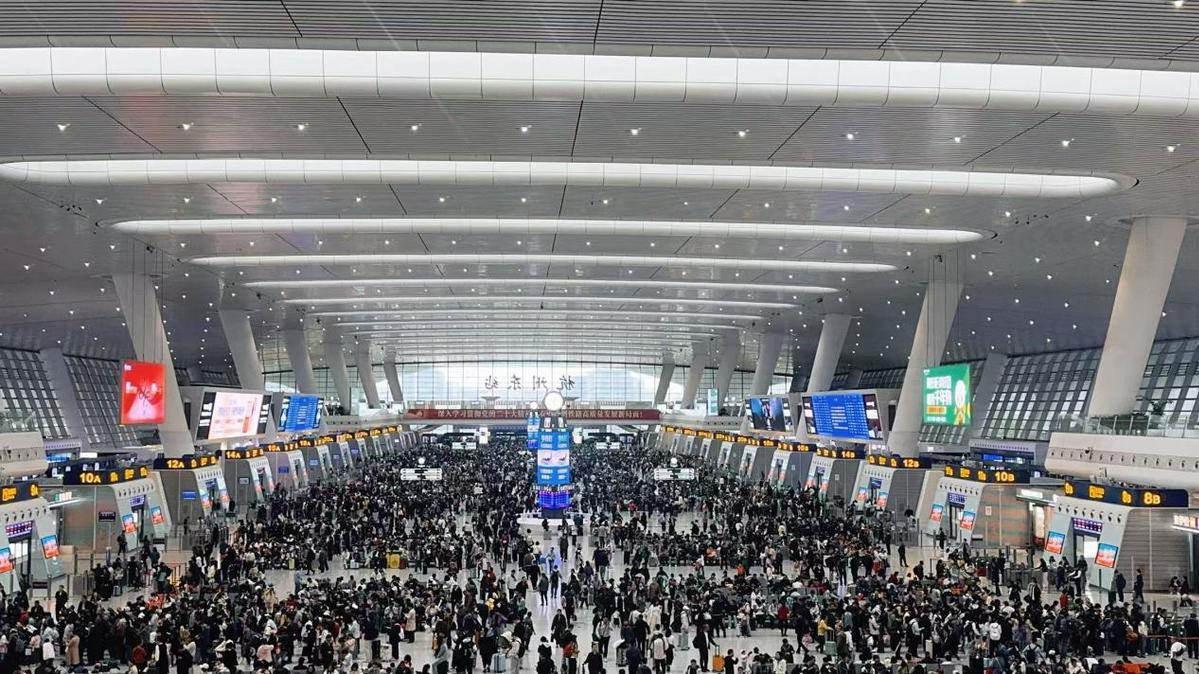 【中国那些事儿】外国朋友为何爱上中国“花海”？外媒：这是文旅深度融合的最佳注脚