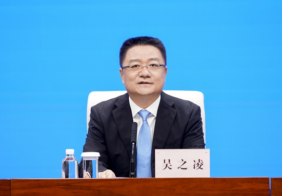 黄石市长吴之凌.jpg