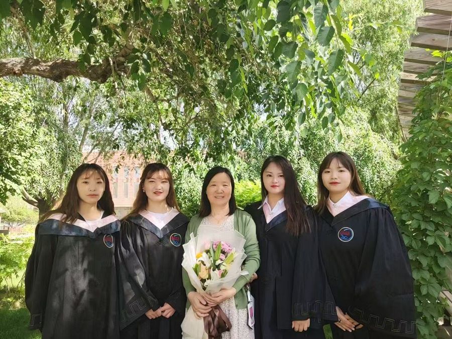 青春华章 丝路逐光|从“李老师”到“李妈妈”:一位河西学院教师与新疆的12年之约