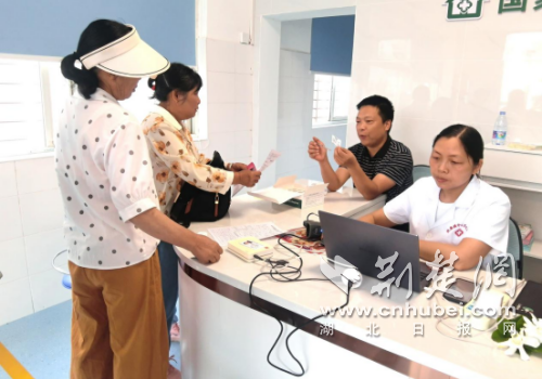 沙洋县沈集镇中心卫生院开展免费“两癌”筛查服务