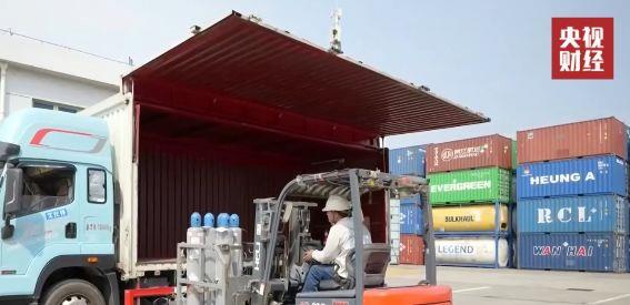 热门产品“一天一个价” “半导体血液”生产企业爆单