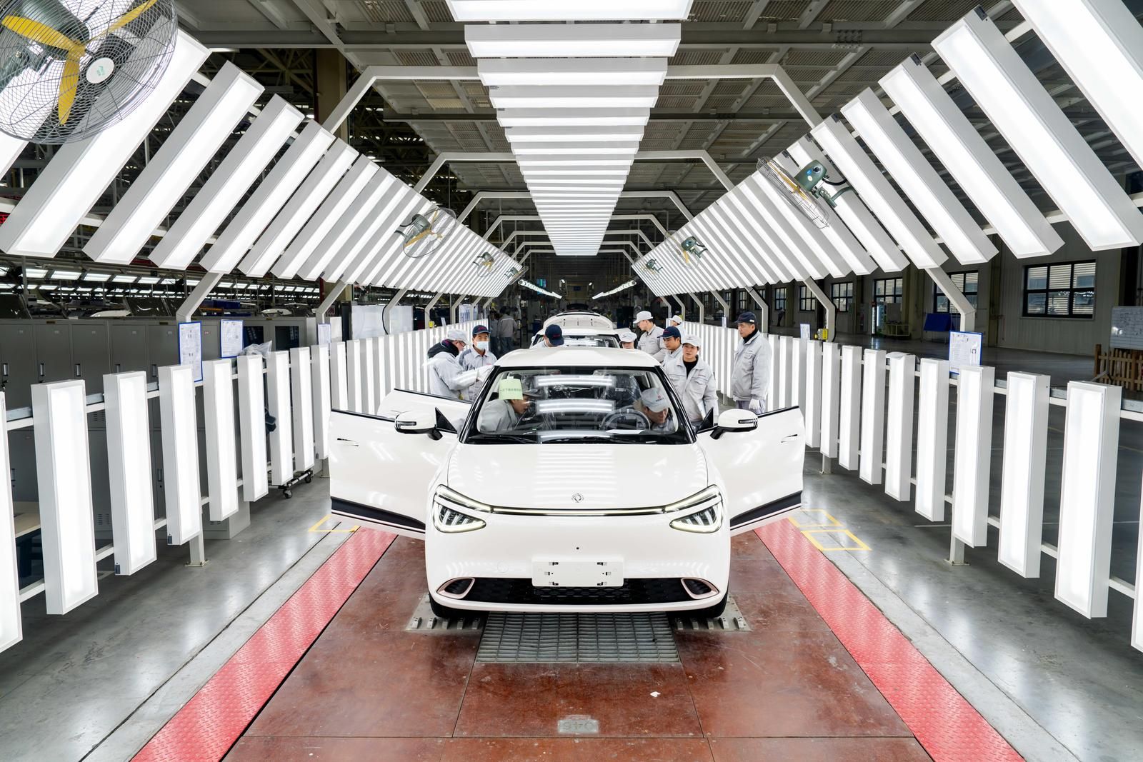 湖北老牌汽车城这样“换道超车”(图3)