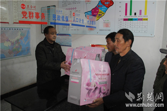 IMG_4828.jpg IMG_4828.jpg