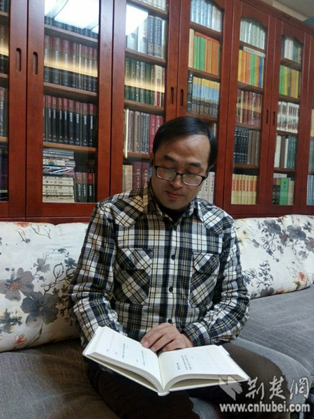 冯汉斌.jpg 冯汉斌.jpg