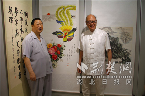 1省政协原主席王铁生与参展人合影.JPG