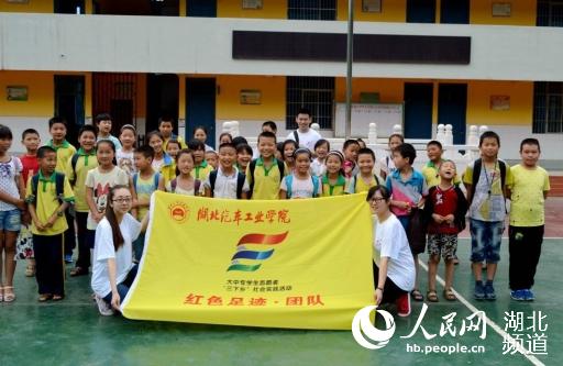 ����������У԰