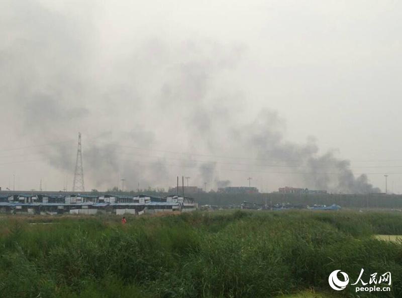 �뱬ը��Լ1���ﴦ�ĵڰ˴�ֽ�ֹ��ᳵ�����룬���߿������������������롣����Ȩ��