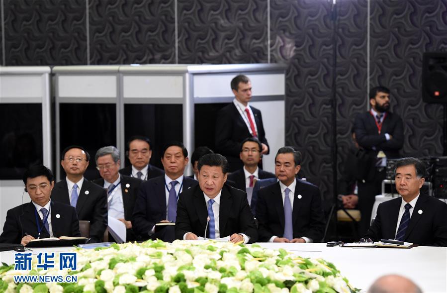 11��15�գ���ש�����쵼�˷���ʽ�����������䰲�����Ǿ��У��й�������ϯϰ��ƽ������˹��ͳ�վ���ӡ������Ī�ϡ��Ϸ���ͳ������������ͳ�������ϯ��ϰ��ƽ�ڻ��Ϸ�����Ϊ�����ػ���Ӧ����ս������Ҫ������ �»������ �İ��� ��