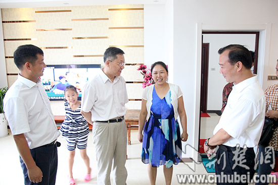 宜昌三峡移民安置小区建设获对口支援省市代表