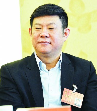 江汉区区长 李湛