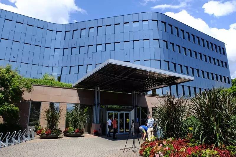 习近平离京对瑞士联邦进行国事访问 新年首访有五大看点 习近平离京对瑞士联邦进行国事访问 新年首访有五大看点