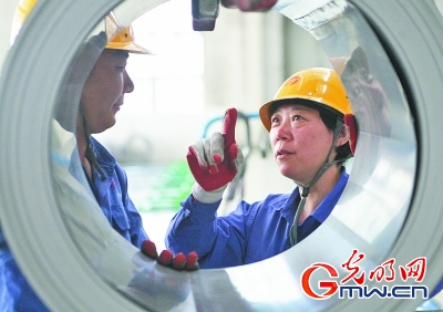 ���й��Σ��������ƪ�����ƹ����ݺ������15��������