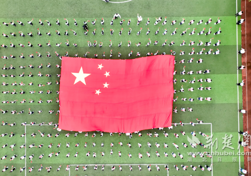 ����쾴�����ɽ��С������ʽ�����ݰ������������