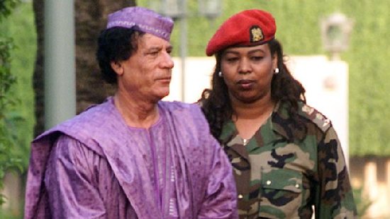 卡扎菲最美女保镖被轮奸虐杀 揭卡扎菲女保镖