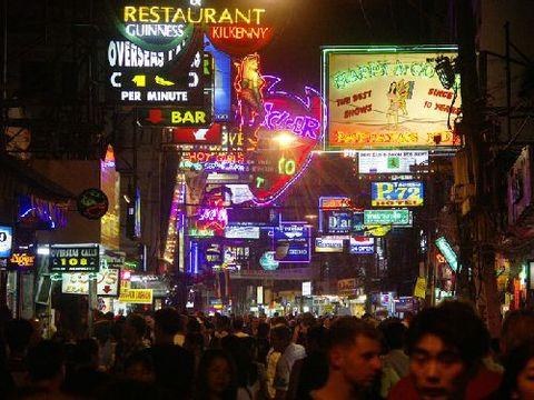 ̩��80��δ�����м�Ϊ�������������һ�Ͷ�һ�ͳ��е��¡�����̩�������