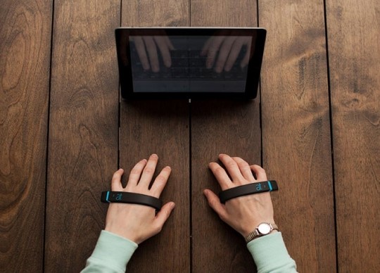 未来键盘终极形态:隔空打字没有按键(图)