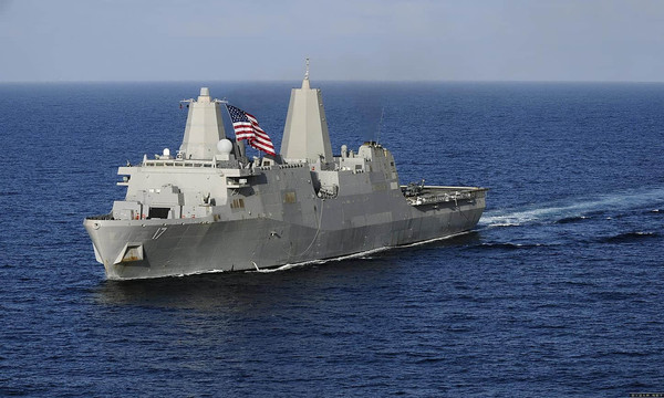 港媒:美军舰在南海遭中国军舰质问 称是家常便