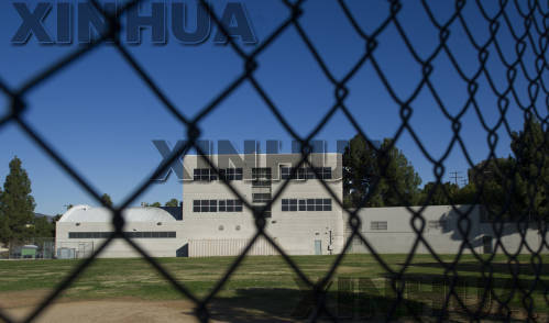 美国洛杉矶900多所学校因炸弹威胁关闭(图)