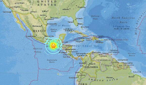 强震后惊现神秘光 强震后惊现神秘光