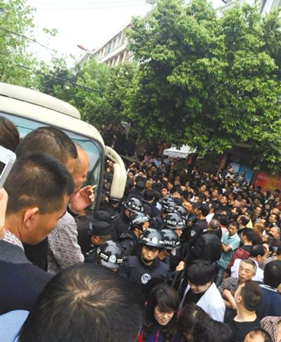 4��19�գ���������Ϫ��ǹܴ����¼��ֳ��������ͼ