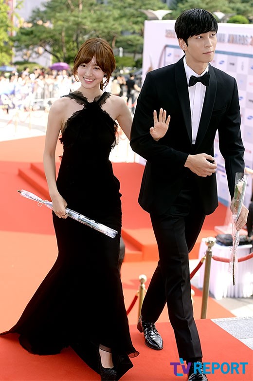 ֱ���׶����Ӿ磺������PK����֣Ԫ�� ������Ů�Ǹ�������