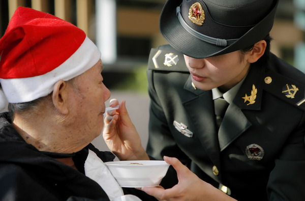 ��ۻ�����25���꣺פ�۲�����ʵ��Ӯ��ͬ