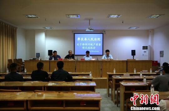 ����һ�������ѻ������������Ʋ�������ծ12.8��