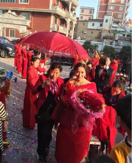 又见壕新娘!莆田新娘聘金600万?陪嫁1亿元和