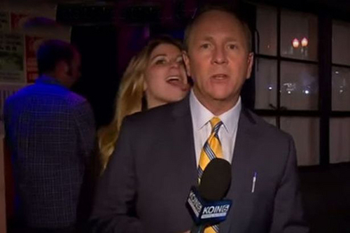 ��������ֱ��ʱ������Ů·���򲱡�