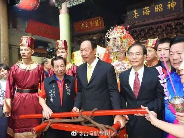 金身赴台 郭台铭率200人迎请妈祖金身赴台巡