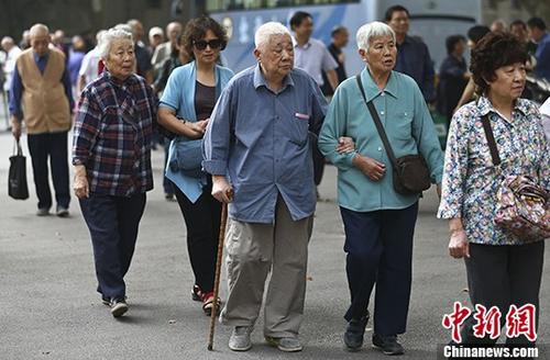 延過(guò)60歲、部分職工可自主選擇 關(guān)于延遲退休你想知道的看這里(圖1)