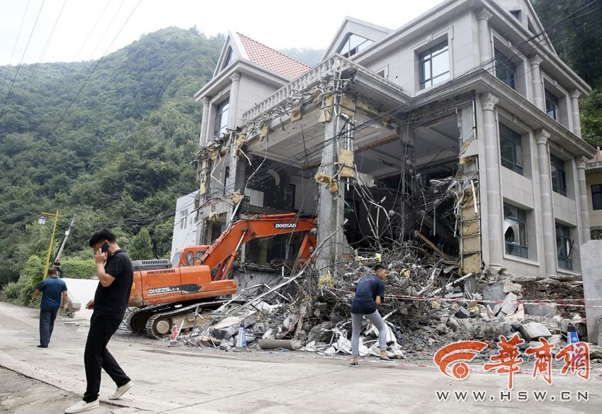 秦岭别墅违建在这里违建的人都是些什么人都建了些啥