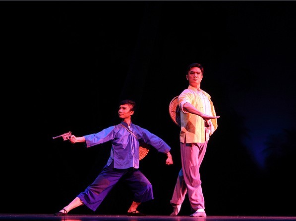 2013��3��10�գ��й�����������š���ɫ���Ӿ����ݳ����ա�