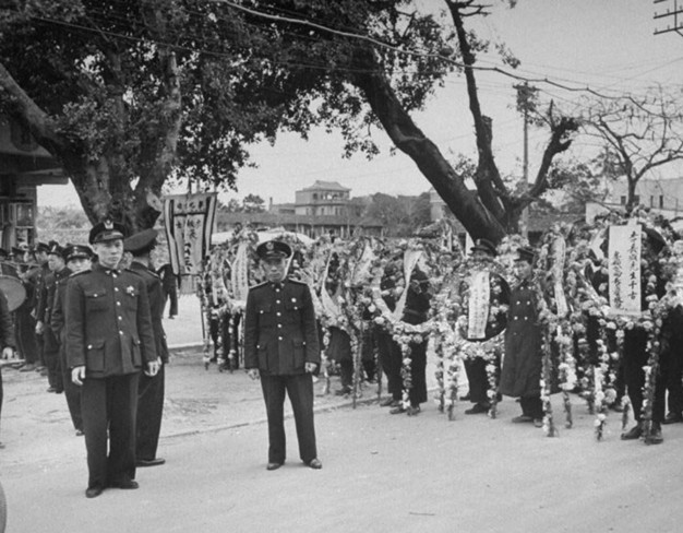 罕见!1949年国民党军队败退旧照