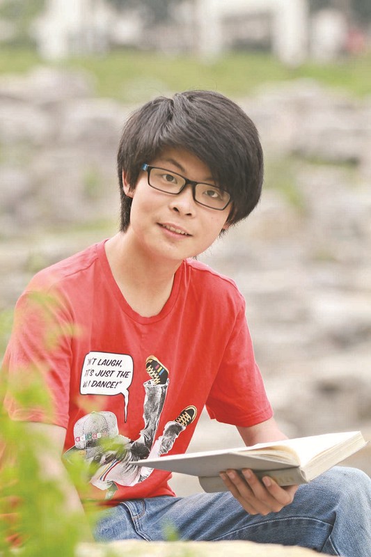 14岁诗歌天使被华师一附中免试特招(图)-荆楚