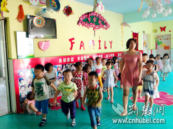 武汉幼儿园七成是私立 教育局立规章改善入园