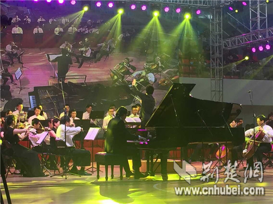 2015年“长江钢琴杯”青少年钢琴比赛在汉启动